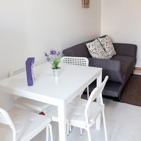 Apartment With Balcony In The Square Porto Eksteriør bilde