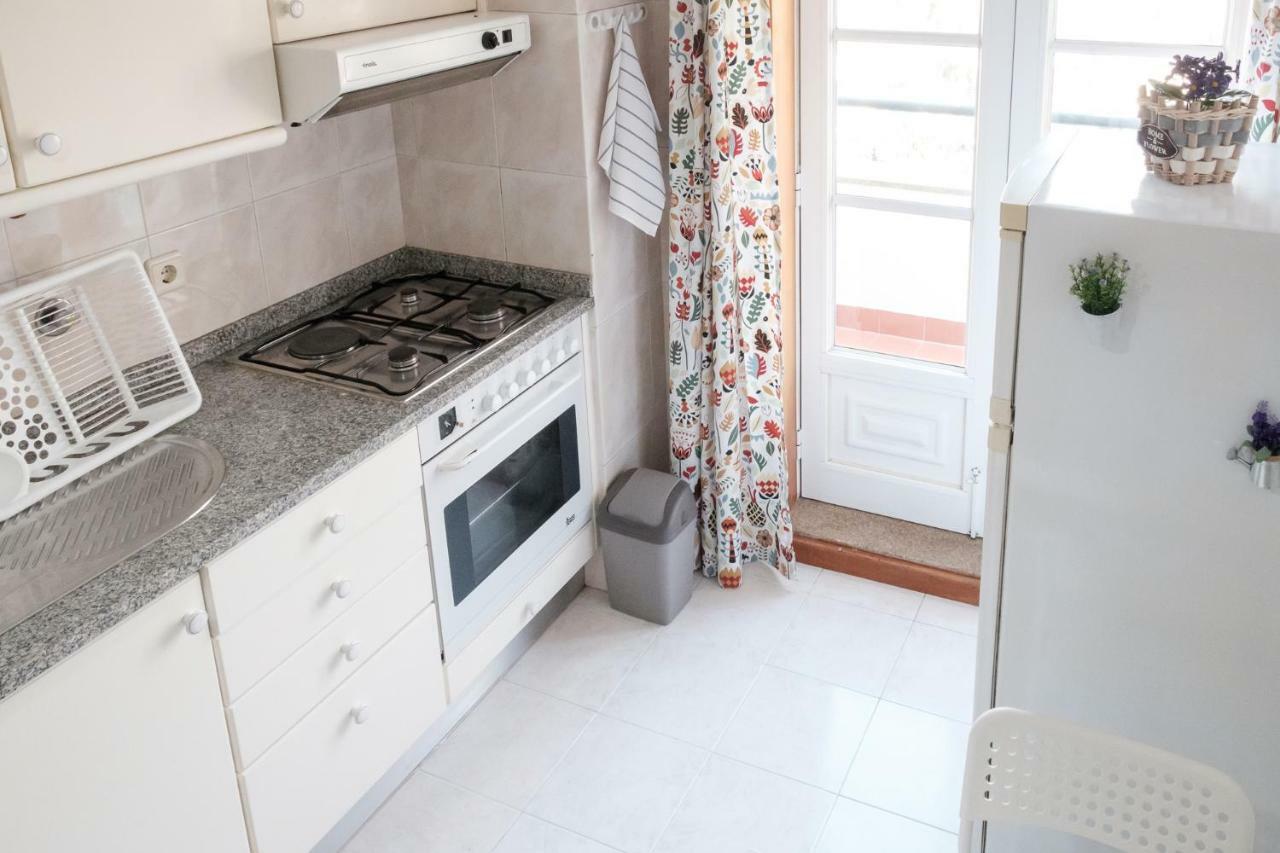 Apartment With Balcony In The Square Porto Eksteriør bilde